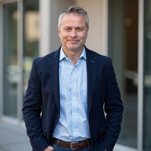 Meet your Posher, James